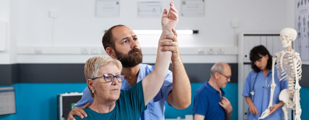 Optimizing Post-Op Rehab for Shoulder Surgery Recovery